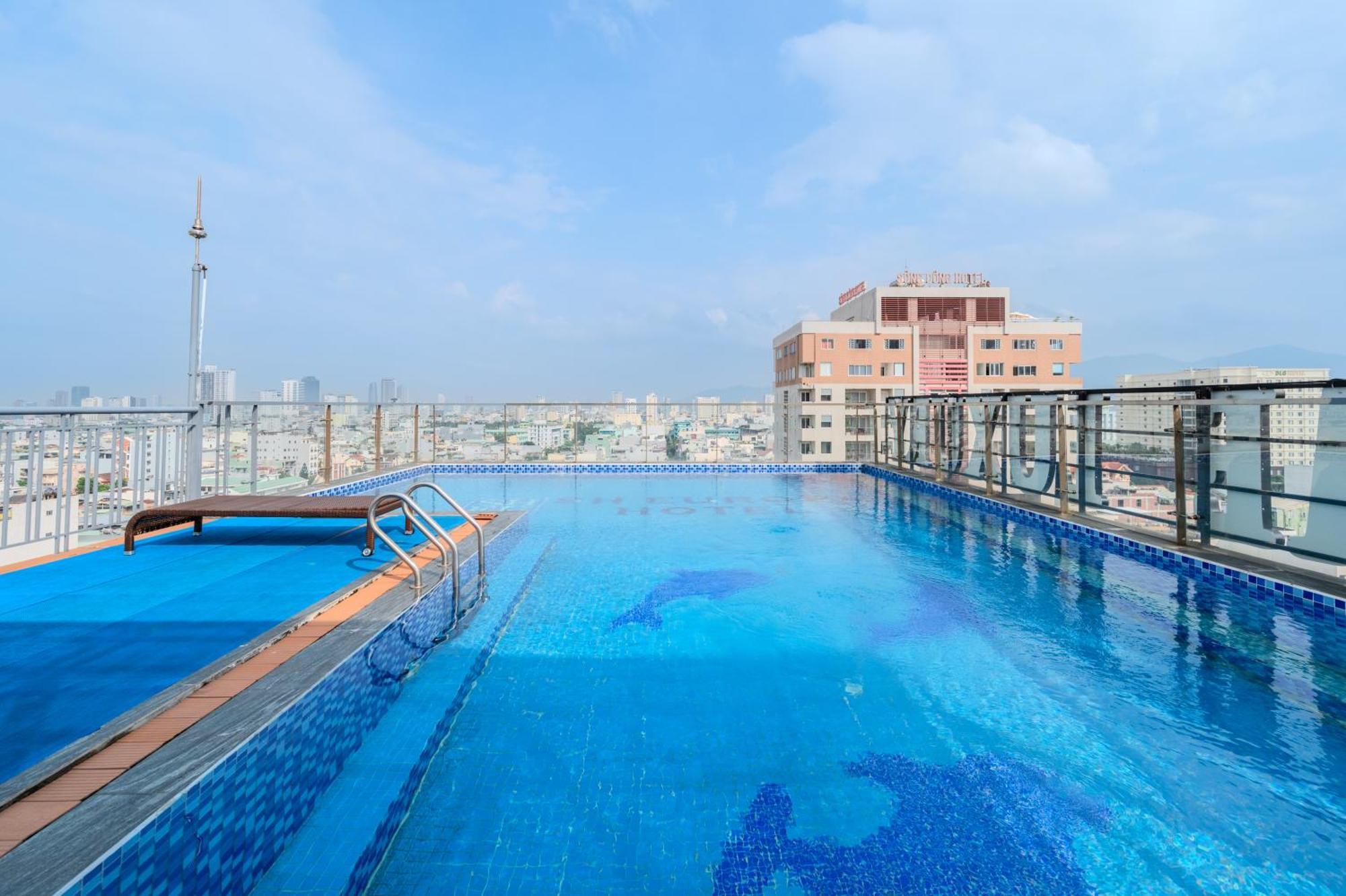 Maxhome Luxury Hotel Da Nang Bagian luar foto